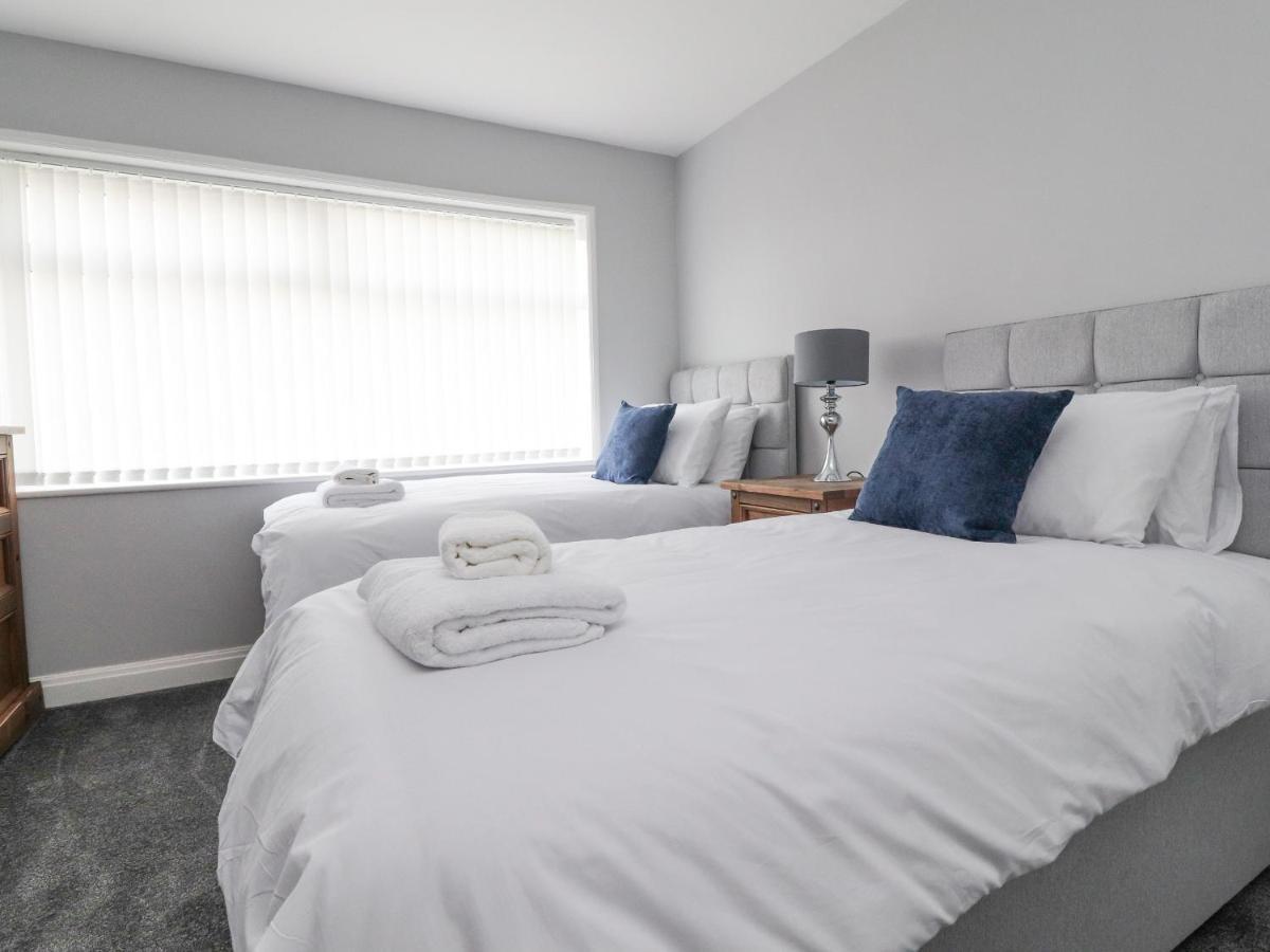 Villa 23 Ryden Avenue Cleveleys Exterior foto